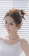    成熟老妇女毛茸茸的做性 - 成熟老妇女毛